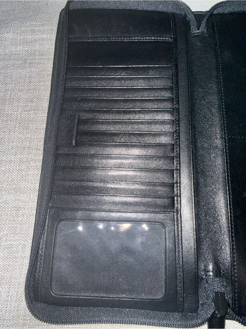 Tumi Black Leather Zip-Around Travel Wallet- Vintage